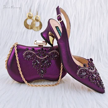 2023 Элегантная Фиолетовая Искусственная ткань с различными яркими Стразами, декоративные Туфли на высоком Каблуке, Модные Вечерние Босоножки, Комплект женской обуви с сумкой
